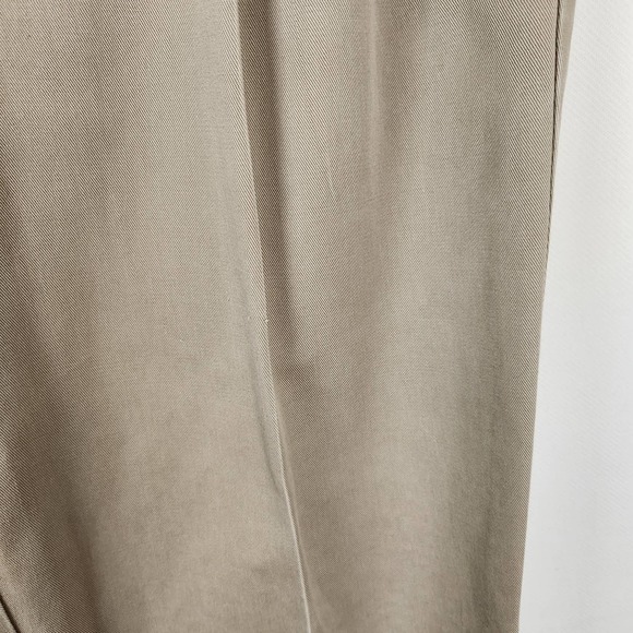 Dockers Pleated Khaki Pants 32 x 32 - Picture 9 of 11